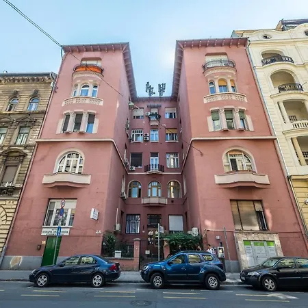 Central Studio Budapest 公寓 *