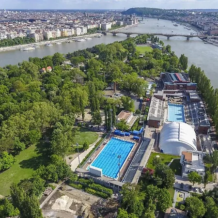 Central Studio Budapest Budapeşte